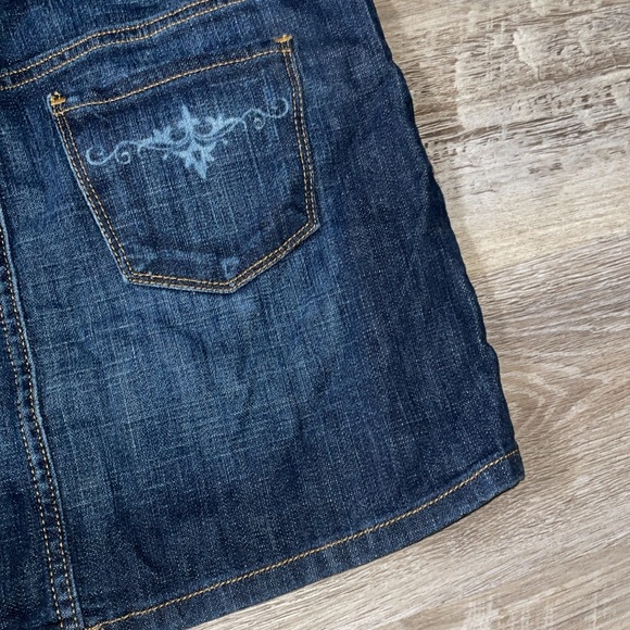 Gap dark wash mini jean skirt size 1 - Picture 11 of 11